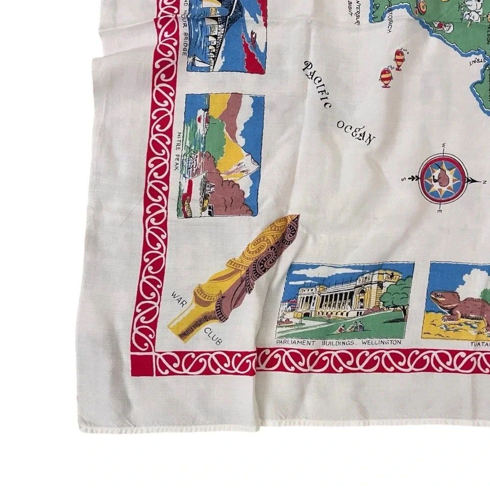 Map of New Zealand Fabric Pattern w/ Landmarks‎